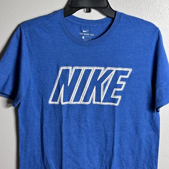 Nike Men’s Blue Nike Tee Activewear Logo Size Small - Picture 2 of 7
